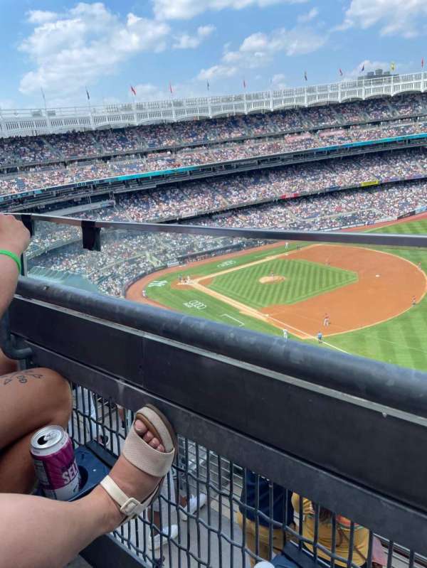 Yankee Stadium, section: 411, row: 1, seat: 13
