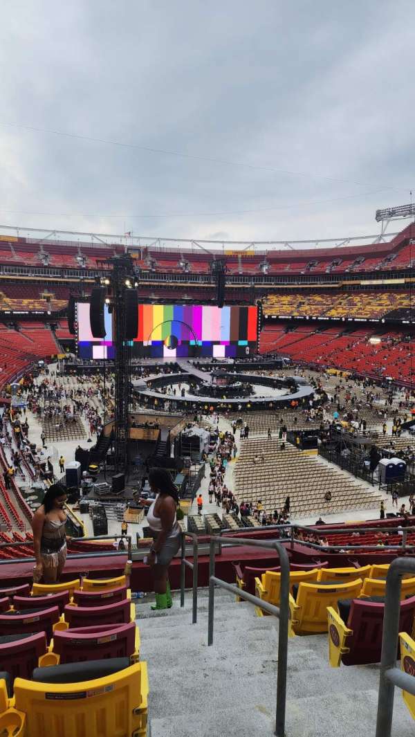 Northwest Stadium, section: 335, row: 8, seat: 1