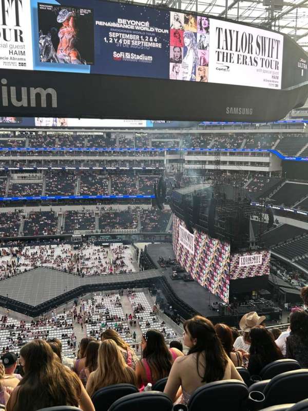 SoFi Stadium, section: 351, row: 9, seat: 17