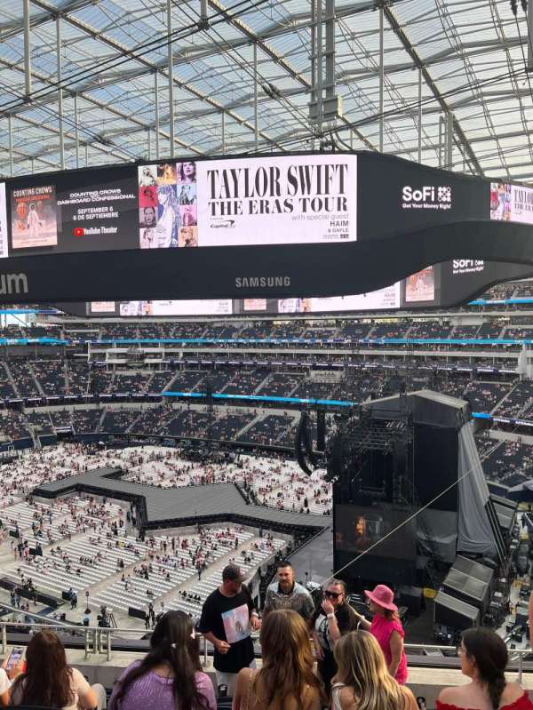 SoFi Stadium, section: 302, row: 7, seat: 15