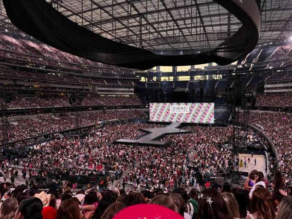 SoFi Stadium, section: 235, row: 12, seat: 9