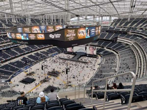 SoFi Stadium, section: 529, row: 15, seat: 3