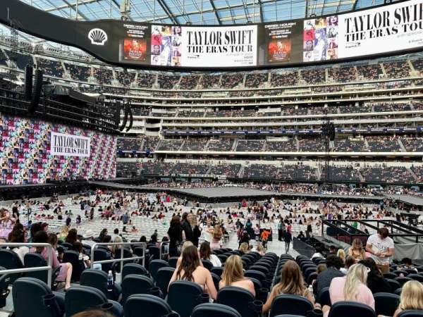 SoFi Stadium, section: VIP112, row: 14, seat: 15