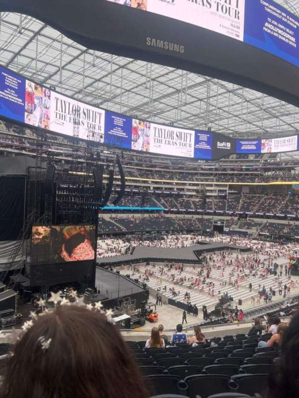 SoFi Stadium, section: 213, row: 13, seat: 23