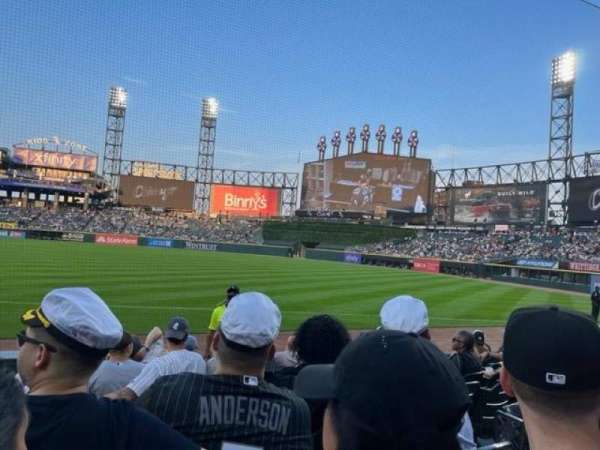Rate Field, section: 118, row: 8, seat: 4