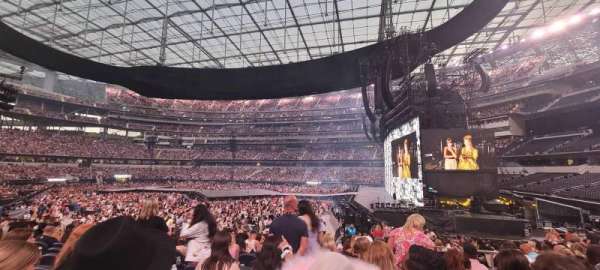 SoFi Stadium, section: C134, row: 17, seat: 5