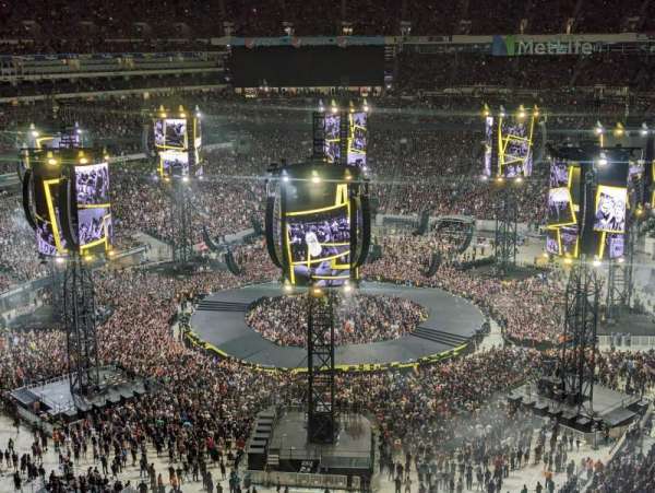 MetLife Stadium, section: 322, row: 5, seat: 20