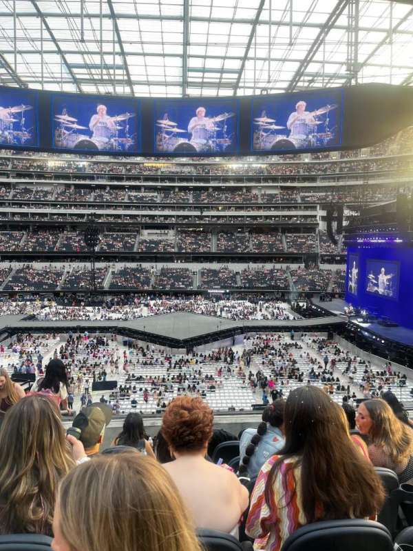 SoFi Stadium, section: VIP247, row: 8, seat: 18