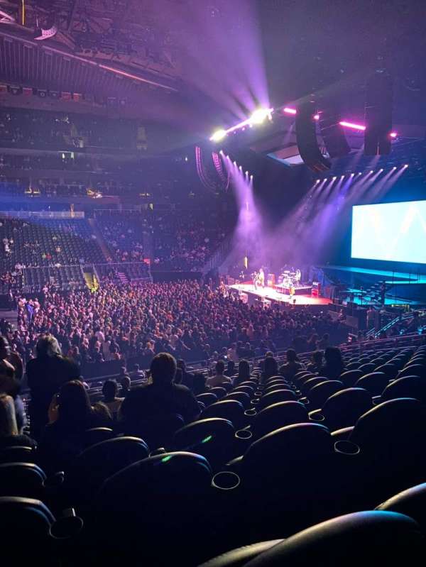 Climate Pledge Arena, section: 13, row: T, seat: 18