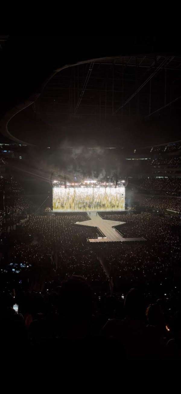 SoFi Stadium, section: 231, row: 26, seat: 13
