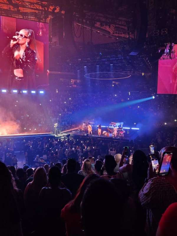 Climate Pledge Arena, section: 15, row: N, seat: 11