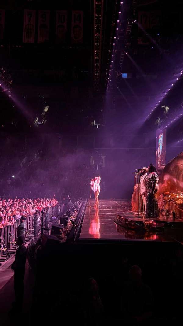 Scotiabank Arena, section: 118, row: 5, seat: 1