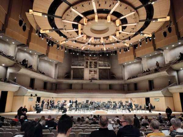 Roy Thomson Hall, section: C1, row: N, seat: 21