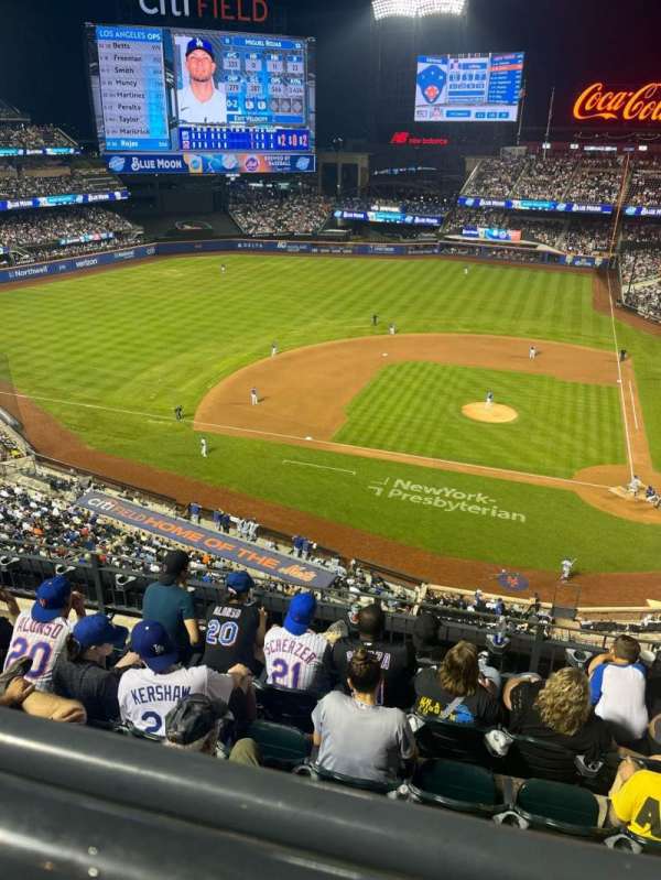 Citi Field, section: 420, row: 5, seat: 2