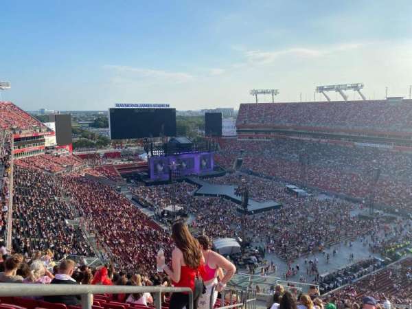 Raymond James Stadium, section: 344, row: V, seat: 1
