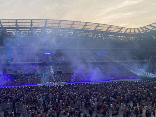 Allianz Riviera, section: E2.3, row: 15, seat: 95