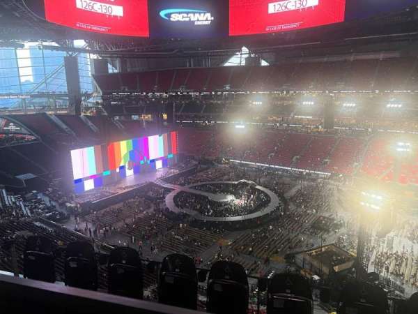 Mercedes-Benz Stadium, section: 335, row: 4, seat: 17