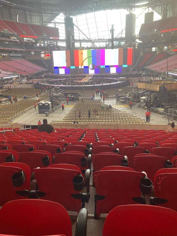 Mercedes-Benz Stadium, section: 118, row: 24, seat: 15