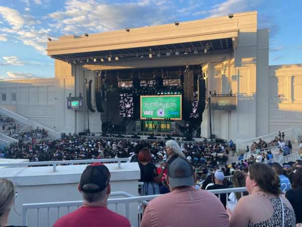 Orion Amphitheater, section: 203, row: Q, seat: 37