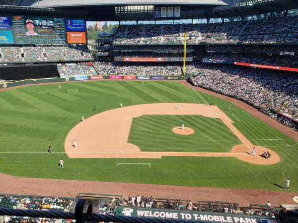 T-Mobile Park, section: 337, row: 1, seat: 19