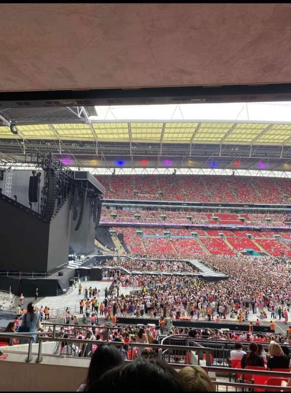 Wembley Stadium, section: 126, row: 42, seat: 27