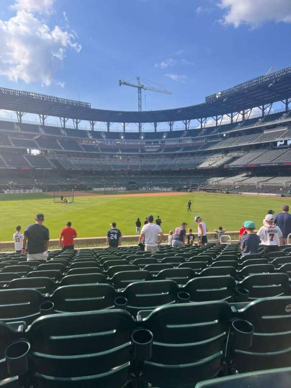 Truist Park, section: 150, row: 15, seat: 10