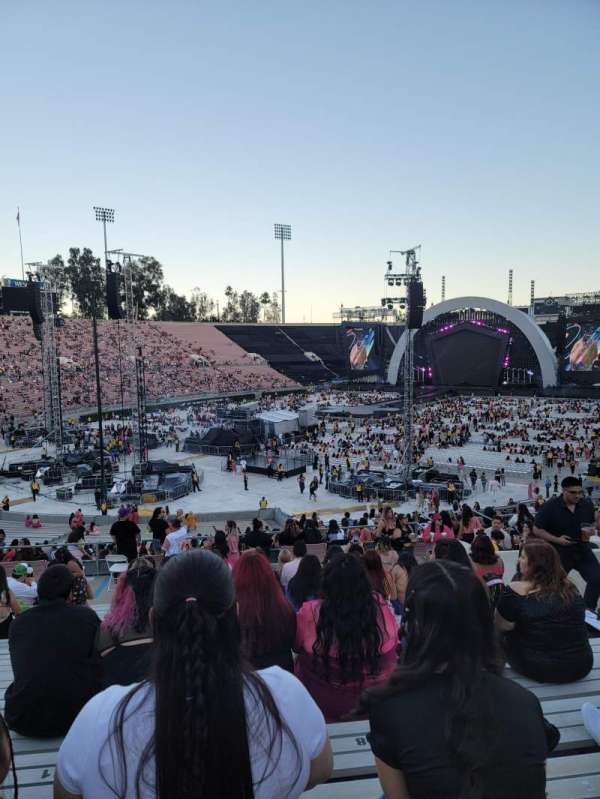 Rose Bowl, section: 14-L, row: 45, seat: 14