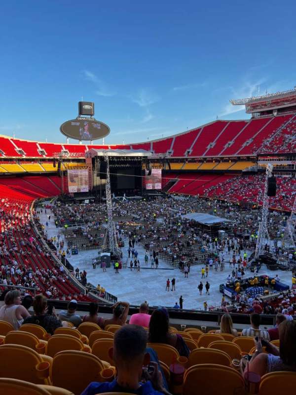 Arrowhead Stadium, section: 239, row: 9, seat: 12