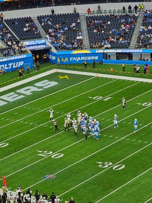 SoFi Stadium, section: 352, row: 5, seat: 12