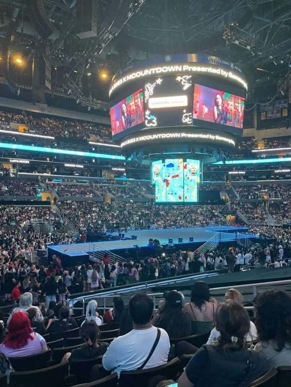 Crypto.com Arena, section: 113, row: 16, seat: 17