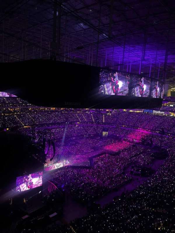 SoFi Stadium, section: 407, row: 1, seat: 14