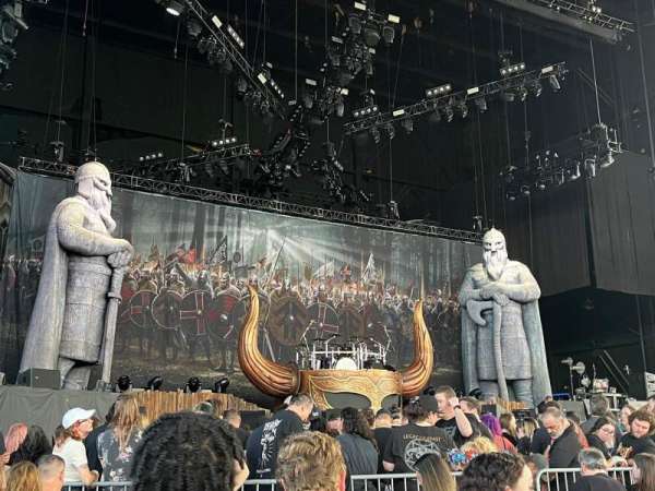 Jiffy Lube Live, section: Orchestra 3, row: P, seat: 4