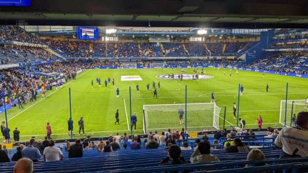 Stamford Bridge, section: Matthew Harding Lower 14, row: EE, seat: 126