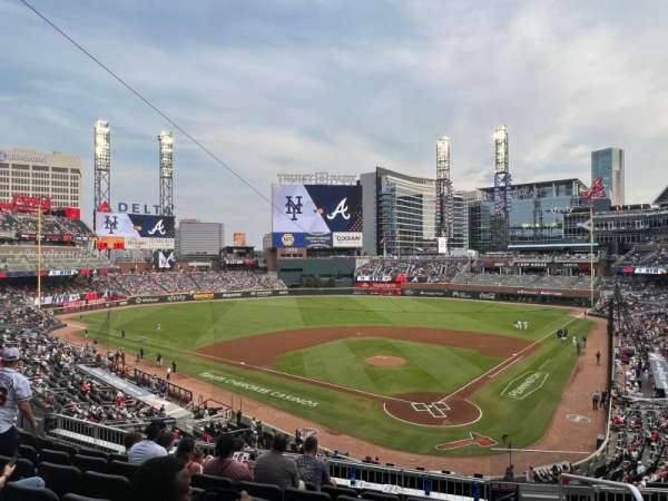 Truist Park, section: 228, row: 7, seat: 1