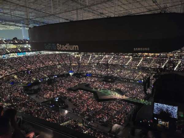 SoFi Stadium, section: 449, row: 3, seat: 11