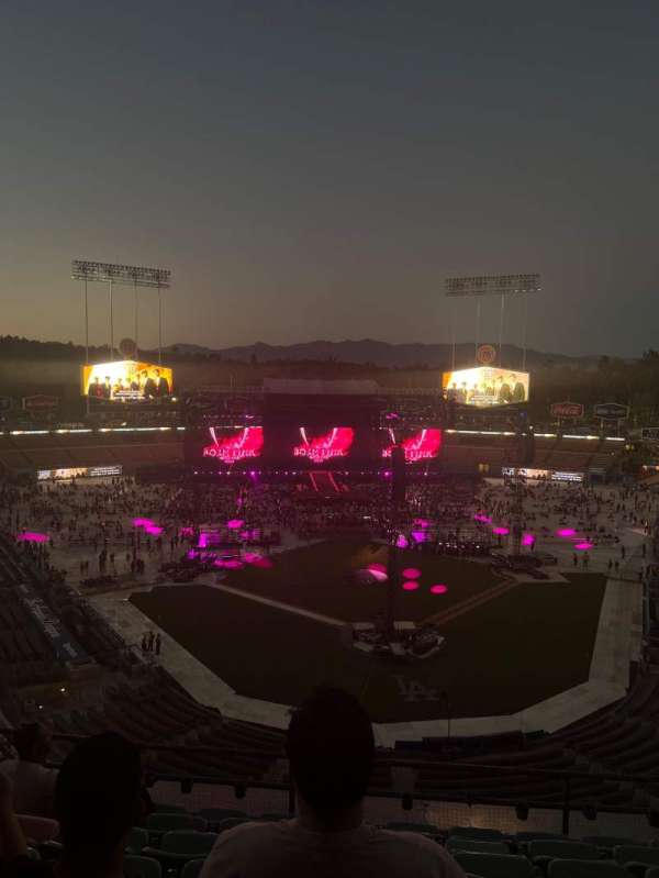 Dodger Stadium, section: 3RS, row: G, seat: 9
