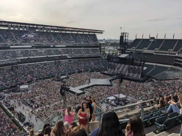 Lincoln Financial Field, section: 219, row: 13, seat: 4