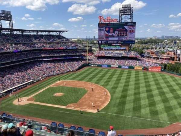 Citizens Bank Park, section: 413, row: 6, seat: 5
