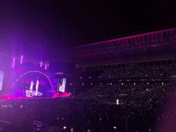 Hard Rock Stadium, section: 144, row: 20, seat: 19