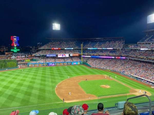 Citizens Bank Park, section: 328, row: 5, seat: 4