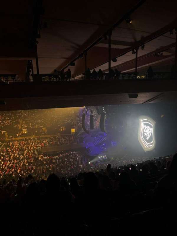 Madison Square Garden, section: 212, row: 20, seat: 5