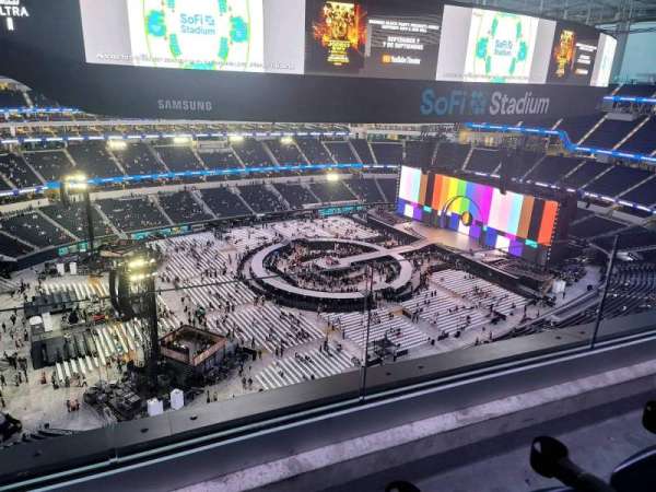SoFi Stadium, section: 438, row: 2, seat: 10
