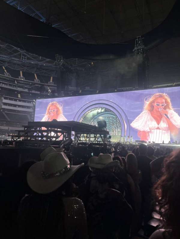 SoFi Stadium, section: Floor 5, row: 6, seat: 16