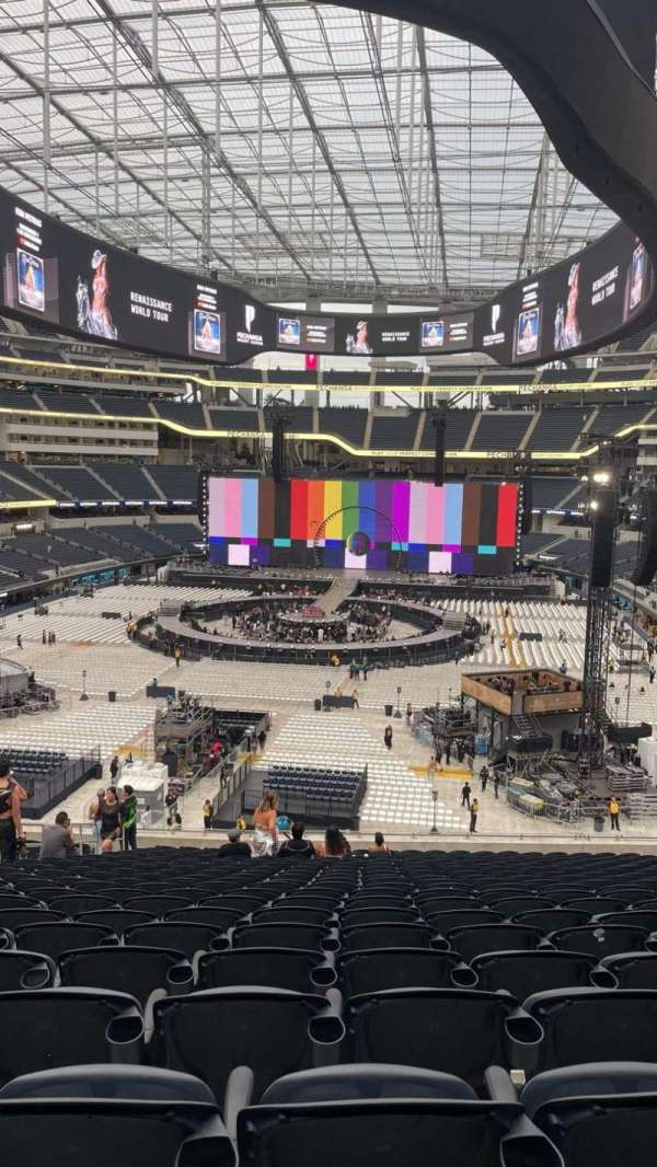SoFi Stadium, section: 234, row: 22, seat: 15