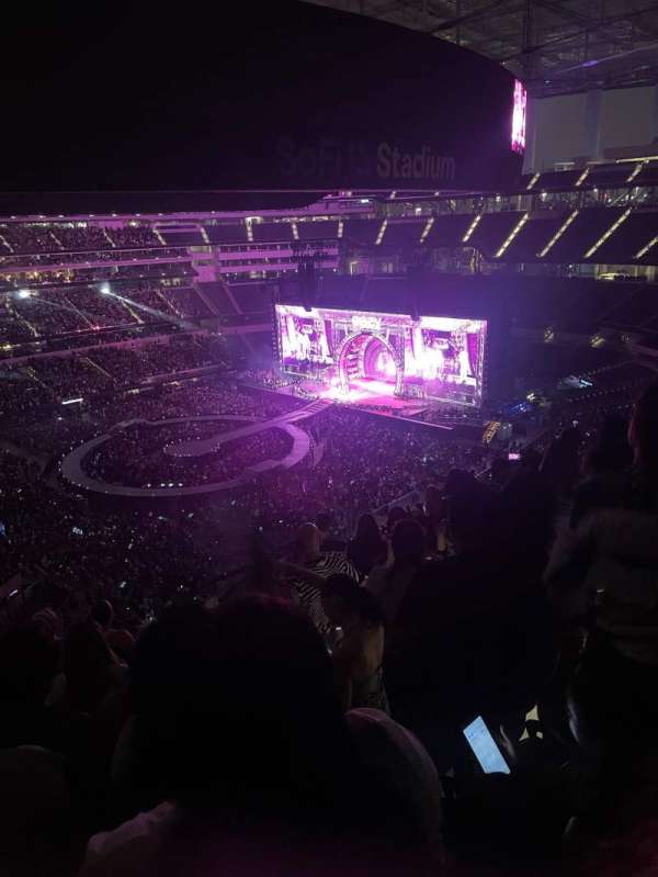 SoFi Stadium, section: 344, row: 7, seat: 6