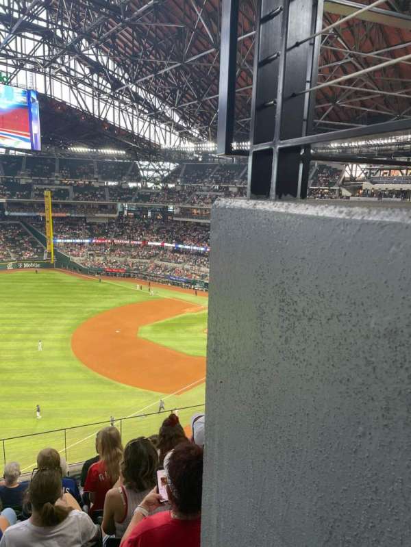 Globe Life Field, section: 207, row: 10, seat: 4