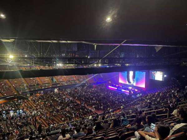 Kia Forum, section: 206, row: 23, seat: 1