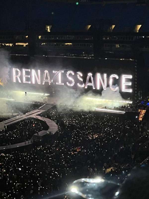 Bank of America Stadium, section: 522, row: 11, seat: 2