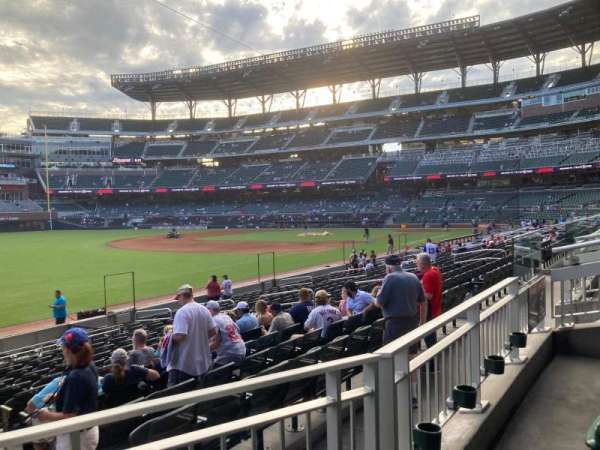 Truist Park, section: 140, row: 2, seat: 8