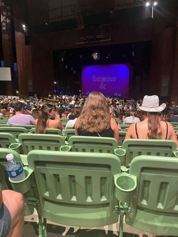 TD Pavilion at the Mann, section: Main 400, row: LL, seat: 415